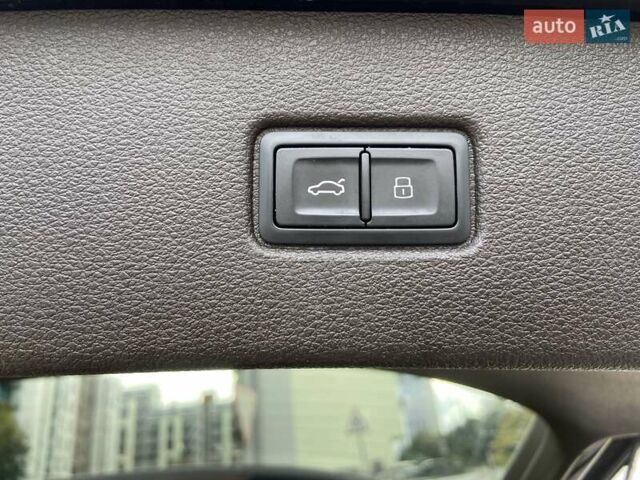 Ауди Ку 7, объемом двигателя 0 л и пробегом 176 тыс. км за 28900 $, фото 15 на Automoto.ua