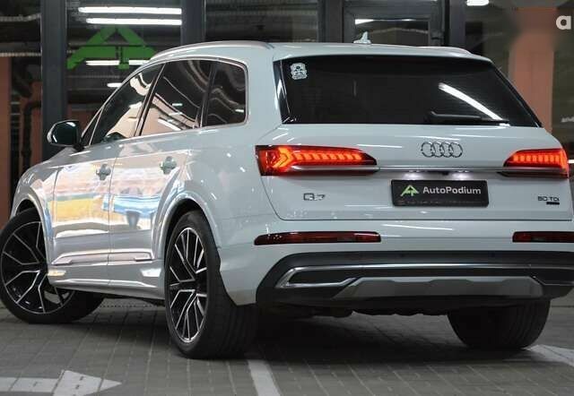 Ауди Ку 7, объемом двигателя 3 л и пробегом 91 тыс. км за 59950 $, фото 7 на Automoto.ua