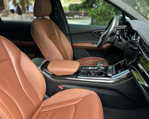 Ауди Ку 7, объемом двигателя 1.98 л и пробегом 62 тыс. км за 47000 $, фото 6 на Automoto.ua