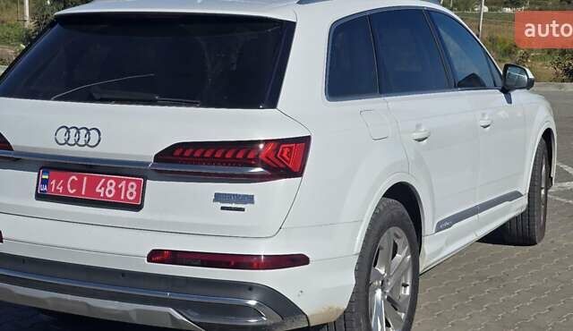 Ауди Ку 7, объемом двигателя 2 л и пробегом 64 тыс. км за 43000 $, фото 2 на Automoto.ua