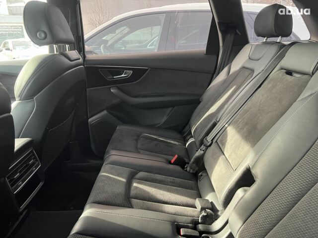 Ауди Ку 7, объемом двигателя 3 л и пробегом 56 тыс. км за 72968 $, фото 4 на Automoto.ua