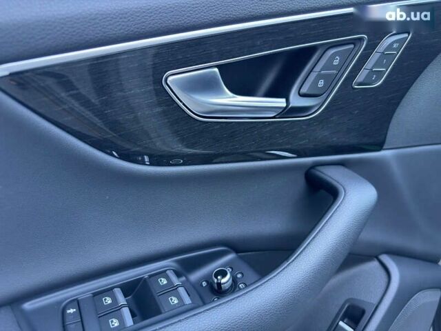 Ауди Ку 7, объемом двигателя 3 л и пробегом 107 тыс. км за 59999 $, фото 25 на Automoto.ua