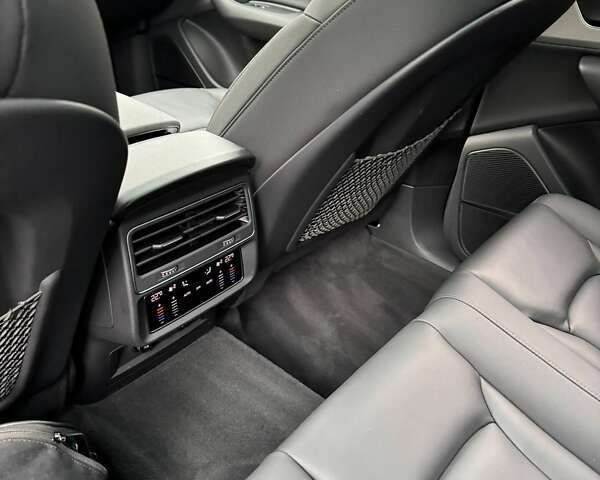 Ауді Ку 7, об'ємом двигуна 3 л та пробігом 86 тис. км за 63900 $, фото 13 на Automoto.ua