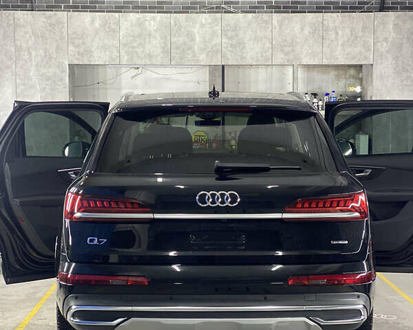 Ауди Ку 7, объемом двигателя 3 л и пробегом 16 тыс. км за 48800 $, фото 7 на Automoto.ua