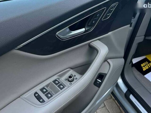 Ауди Ку 7, объемом двигателя 3 л и пробегом 29 тыс. км за 55000 $, фото 7 на Automoto.ua