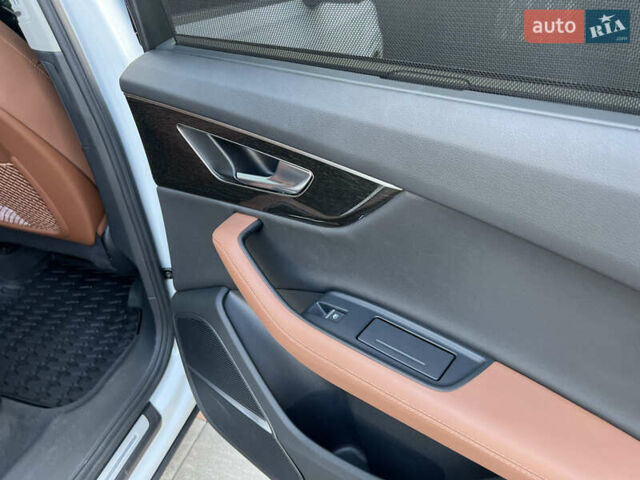 Ауді Ку 7, об'ємом двигуна 3 л та пробігом 25 тис. км за 57200 $, фото 21 на Automoto.ua