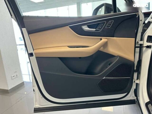 Ауди Ку 7, объемом двигателя 3 л и пробегом 7 тыс. км за 89000 $, фото 10 на Automoto.ua