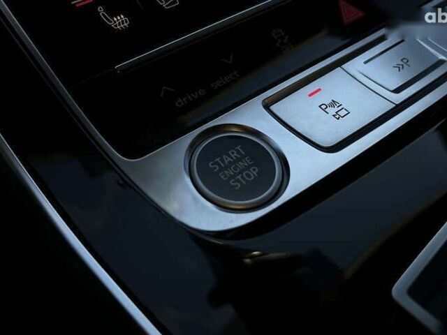 Ауди Ку 7, объемом двигателя 0 л и пробегом 112 тыс. км за 93000 $, фото 22 на Automoto.ua