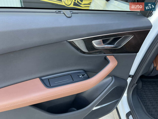 Ауді Ку 7, об'ємом двигуна 3 л та пробігом 25 тис. км за 57200 $, фото 15 на Automoto.ua