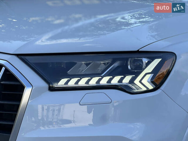 Ауді Ку 7, об'ємом двигуна 3 л та пробігом 25 тис. км за 57200 $, фото 6 на Automoto.ua