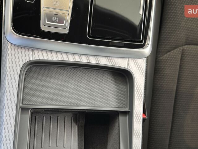 Ауди Ку 7, объемом двигателя 1.98 л и пробегом 0 тыс. км за 75767 $, фото 11 на Automoto.ua