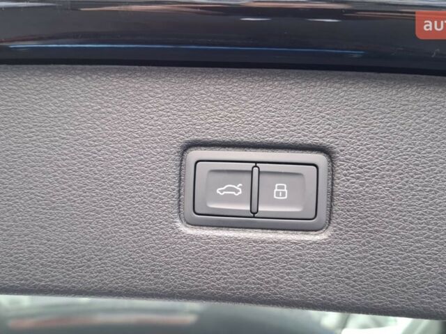 купити нове авто Ауді Ку 7 2025 року від офіційного дилера Порше Захід Ауді фото