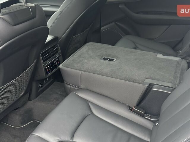 Ауді Ку 7, об'ємом двигуна 1.98 л та пробігом 0 тис. км за 70600 $, фото 14 на Automoto.ua