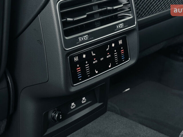 купить новое авто Ауди Ку 7 2025 года от официального дилера Порше Захід Ауди фото