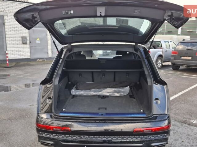 купити нове авто Ауді Ку 7 2025 року від офіційного дилера Порше Захід Ауді фото