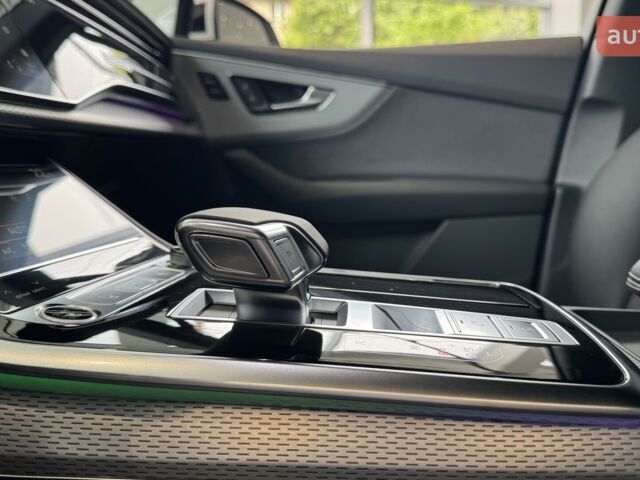 Ауди Ку 7, объемом двигателя 1.98 л и пробегом 0 тыс. км за 75767 $, фото 19 на Automoto.ua