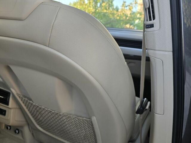 Серый Ауди Ку 7, объемом двигателя 2 л и пробегом 162 тыс. км за 23500 $, фото 19 на Automoto.ua