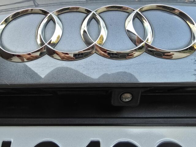 Серый Ауди Ку 7, объемом двигателя 2 л и пробегом 162 тыс. км за 23500 $, фото 2 на Automoto.ua