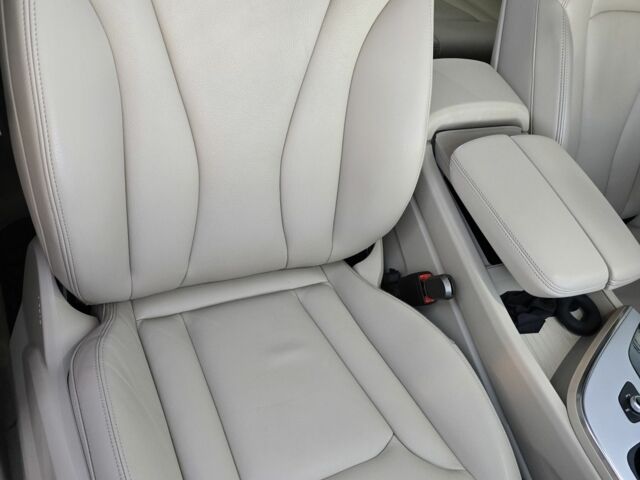 Серый Ауди Ку 7, объемом двигателя 2 л и пробегом 162 тыс. км за 23500 $, фото 16 на Automoto.ua