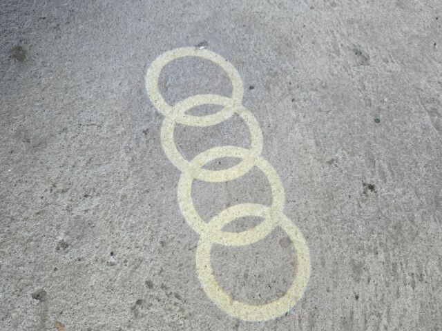 Серый Ауди Ку 7, объемом двигателя 2 л и пробегом 162 тыс. км за 23500 $, фото 17 на Automoto.ua