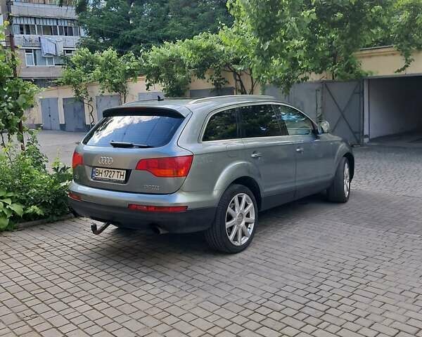 Серый Ауди Ку 7, объемом двигателя 2.97 л и пробегом 320 тыс. км за 13200 $, фото 16 на Automoto.ua