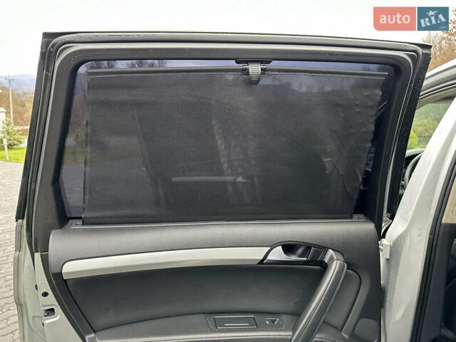 Сірий Ауді Ку 7, об'ємом двигуна 4.2 л та пробігом 360 тис. км за 7499 $, фото 10 на Automoto.ua