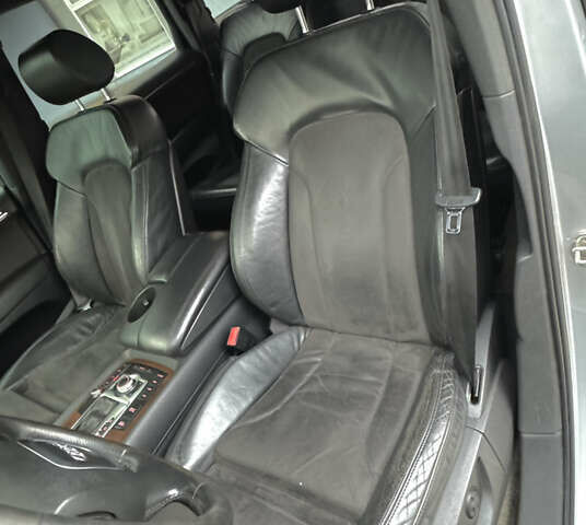 Сірий Ауді Ку 7, об'ємом двигуна 3 л та пробігом 388 тис. км за 10850 $, фото 21 на Automoto.ua