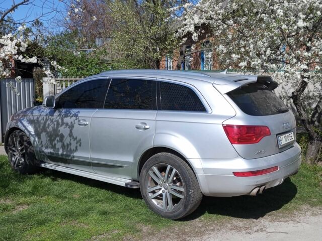 Серый Ауди Ку 7, объемом двигателя 4.2 л и пробегом 216 тыс. км за 10799 $, фото 6 на Automoto.ua