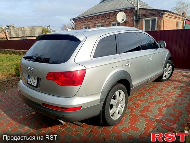 Серый Ауди Ку 7, объемом двигателя 4.2 л и пробегом 200 тыс. км за 10000 $, фото 1 на Automoto.ua