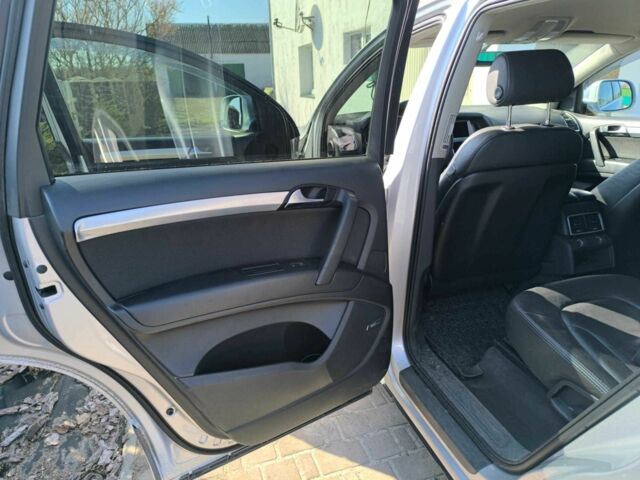 Серый Ауди Ку 7, объемом двигателя 3 л и пробегом 334 тыс. км за 10500 $, фото 10 на Automoto.ua