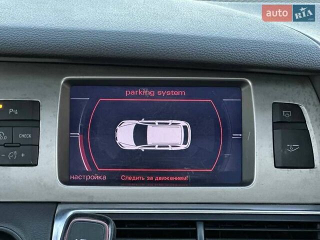 Сірий Ауді Ку 7, об'ємом двигуна 4.16 л та пробігом 250 тис. км за 9900 $, фото 13 на Automoto.ua