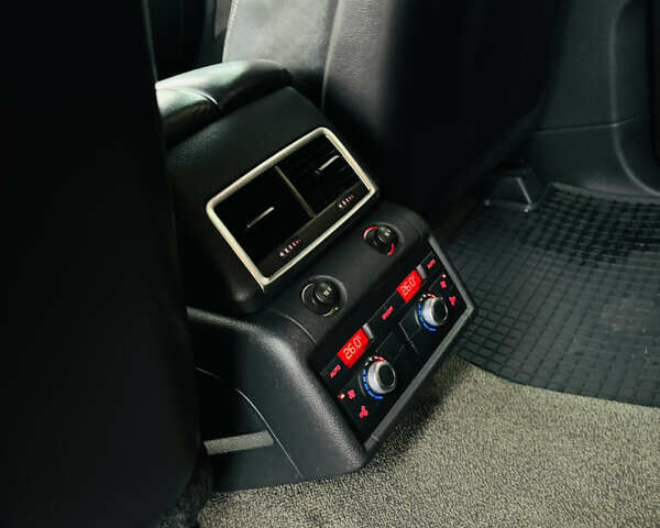 Сірий Ауді Ку 7, об'ємом двигуна 3 л та пробігом 388 тис. км за 10850 $, фото 27 на Automoto.ua