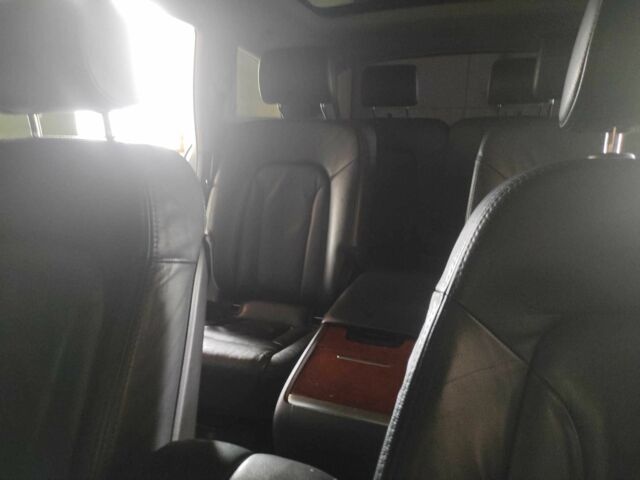 Серый Ауди Ку 7, объемом двигателя 4.2 л и пробегом 265 тыс. км за 11700 $, фото 6 на Automoto.ua