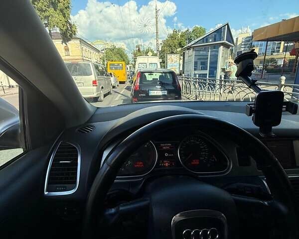 Ауді Ку 7 2006 у Вараш (Кузнецовськ) на Automoto.ua Сірий Ауді Ку 7, об'ємом двигуна 2.97 л та пробігом 343 тис. км за 11000 $, фото 4 на Automoto.ua