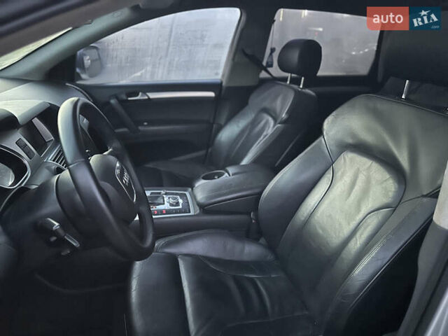 Серый Ауди Ку 7, объемом двигателя 4.16 л и пробегом 359 тыс. км за 7499 $, фото 11 на Automoto.ua