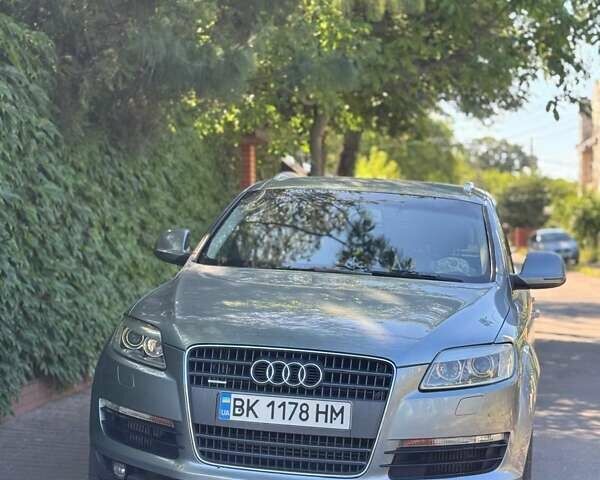 Ауді Ку 7 2006 у Вараш (Кузнецовськ) на Automoto.ua Сірий Ауді Ку 7, об'ємом двигуна 2.97 л та пробігом 343 тис. км за 11000 $, фото 3 на Automoto.ua