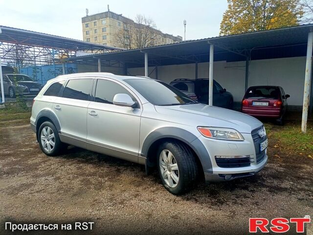 Серый Ауди Ку 7, объемом двигателя 4.2 л и пробегом 200 тыс. км за 10000 $, фото 7 на Automoto.ua