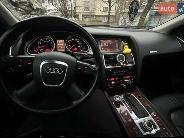 Ауди Ку 7 2006 в Каменское - Днепродзержинск на Automoto.ua Серый Ауди Ку 7, объемом двигателя 4.2 л и пробегом 240 тыс. км за 9500 $, фото 1 на Automoto.ua
