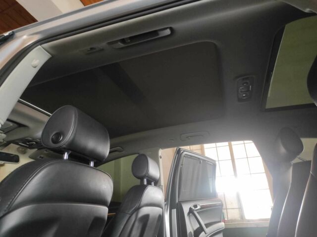 Серый Ауди Ку 7, объемом двигателя 4.2 л и пробегом 265 тыс. км за 11700 $, фото 9 на Automoto.ua