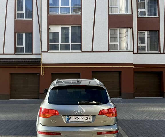 Серый Ауди Ку 7, объемом двигателя 3 л и пробегом 322 тыс. км за 12500 $, фото 4 на Automoto.ua