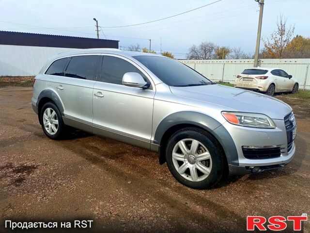 Серый Ауди Ку 7, объемом двигателя 4.2 л и пробегом 200 тыс. км за 10000 $, фото 3 на Automoto.ua