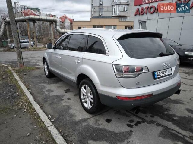 Ауді Ку 7 2006 у Дніпро (Дніпропетровську) на Automoto.ua Сірий Ауді Ку 7, об'ємом двигуна 3 л та пробігом 345 тис. км за 12500 $, фото 1 на Automoto.ua
