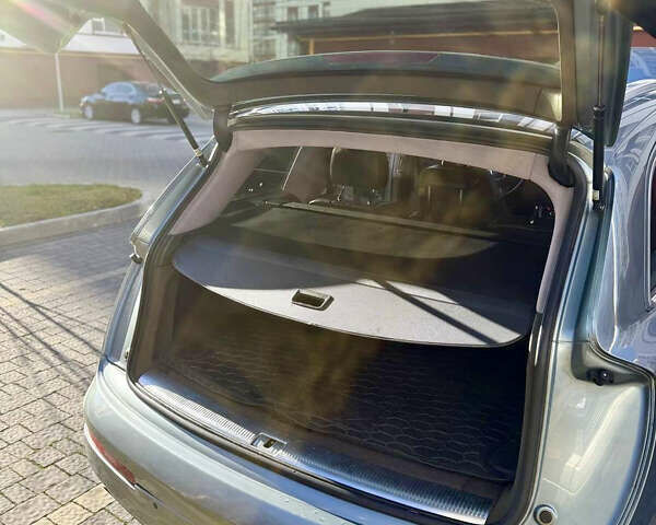 Серый Ауди Ку 7, объемом двигателя 3 л и пробегом 322 тыс. км за 12500 $, фото 11 на Automoto.ua