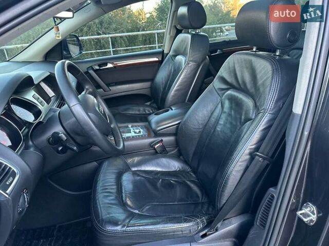 Сірий Ауді Ку 7, об'ємом двигуна 4.16 л та пробігом 250 тис. км за 9900 $, фото 19 на Automoto.ua