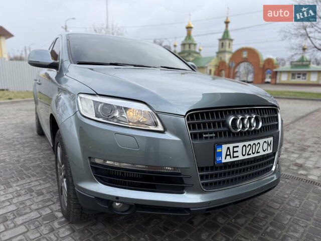 Серый Ауди Ку 7, объемом двигателя 3 л и пробегом 227 тыс. км за 14000 $, фото 5 на Automoto.ua