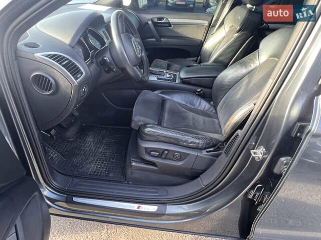 Серый Ауди Ку 7, объемом двигателя 3 л и пробегом 350 тыс. км за 10990 $, фото 12 на Automoto.ua