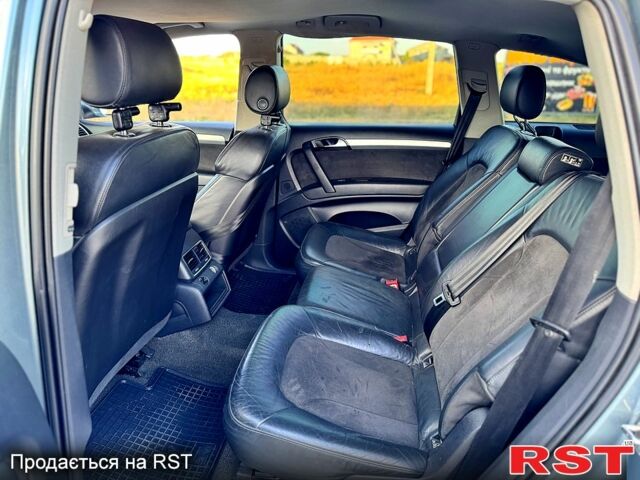 Серый Ауди Ку 7, объемом двигателя 4.2 л и пробегом 250 тыс. км за 12000 $, фото 3 на Automoto.ua