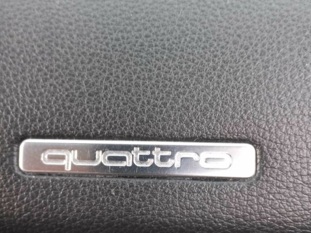 Серый Ауди Ку 7, объемом двигателя 4.2 л и пробегом 216 тыс. км за 10799 $, фото 17 на Automoto.ua