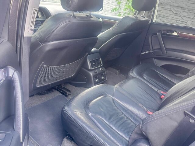 Сірий Ауді Ку 7, об'ємом двигуна 4.2 л та пробігом 230 тис. км за 9000 $, фото 3 на Automoto.ua