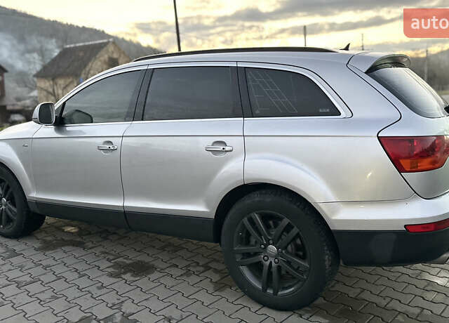 Серый Ауди Ку 7, объемом двигателя 4.16 л и пробегом 359 тыс. км за 7499 $, фото 5 на Automoto.ua